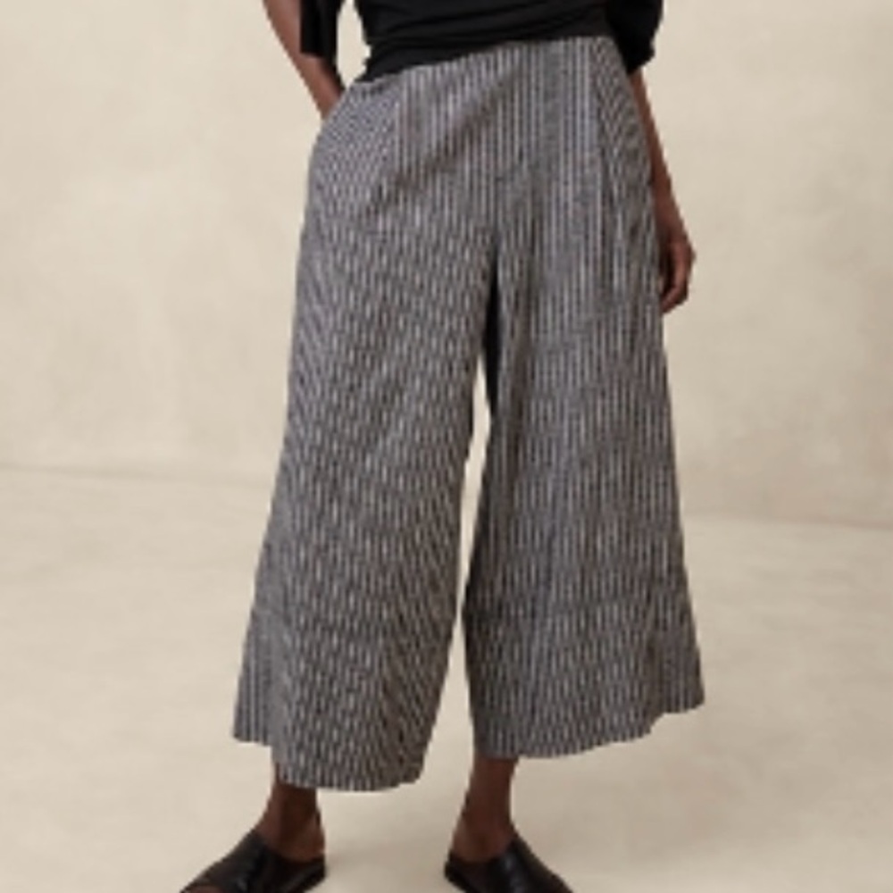 Banana Republic Striped Linen Crop Wide Leg